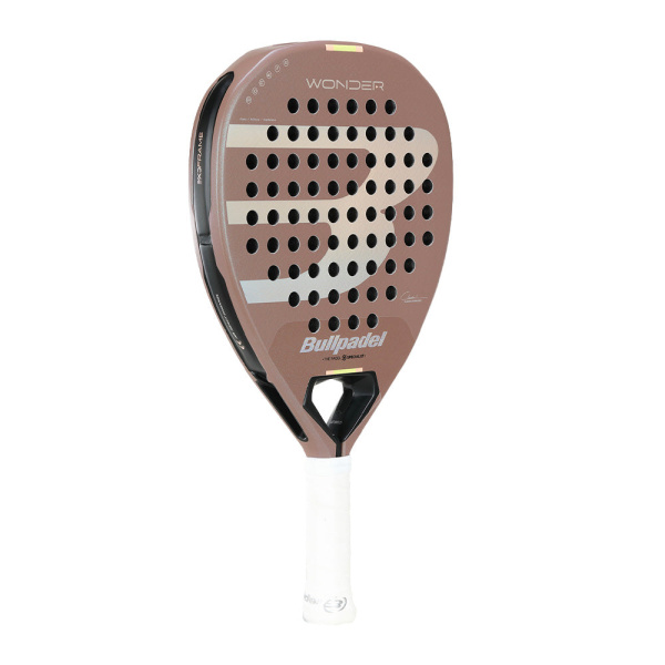 Bullpadel Wonder 2026 Claudia Fernández